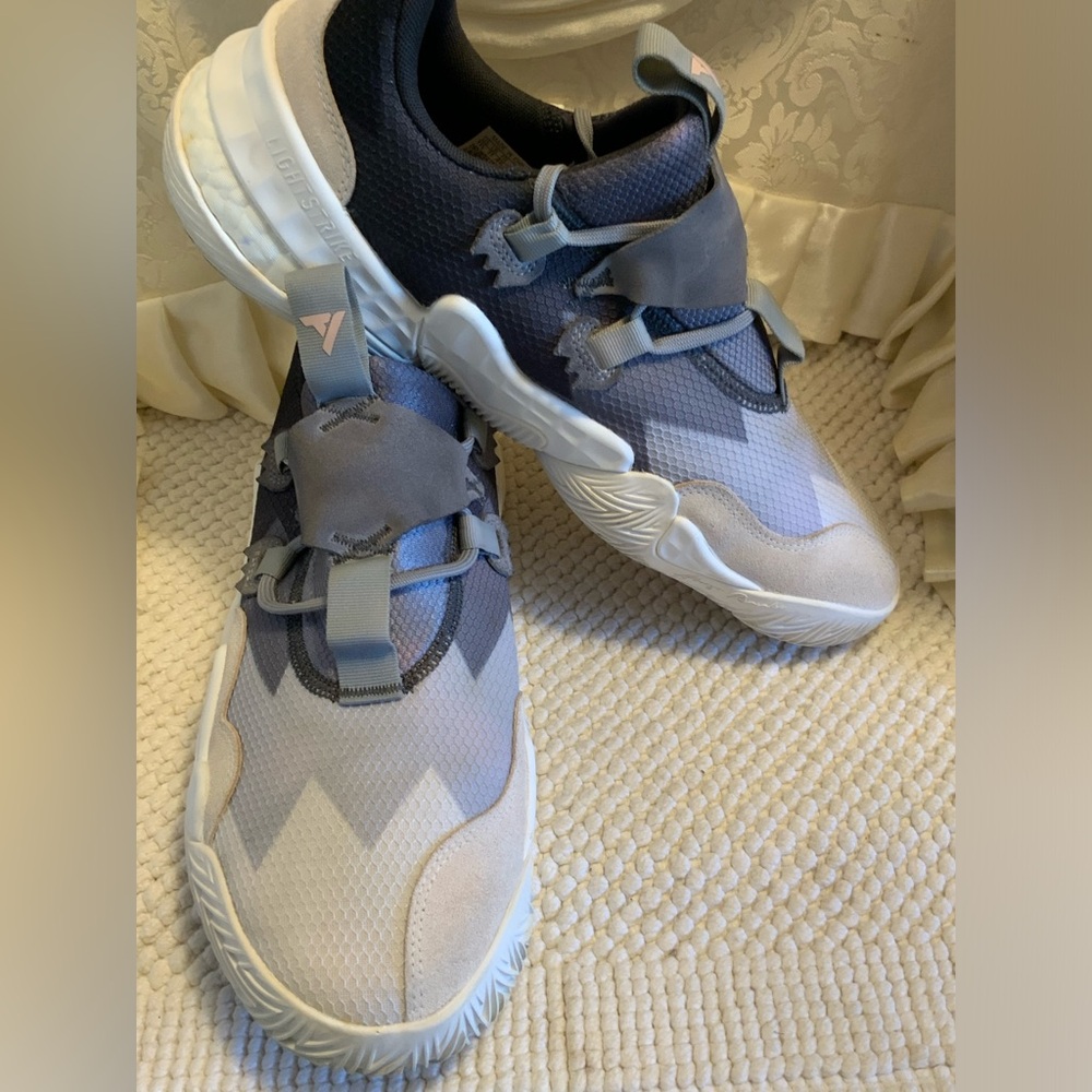 ADIDAS TRAE YOUNG 1 - Picture 2 of 9